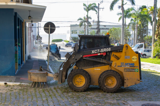 São José intensifica limpeza urbana para a Festa do Divino Espírito Santo