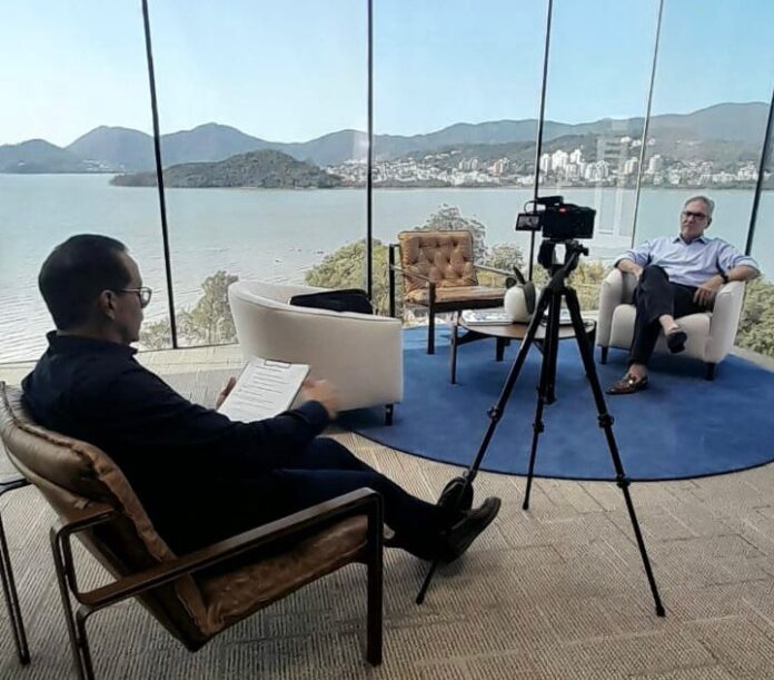 Presidente-da-Editora-entrevista-empresarios