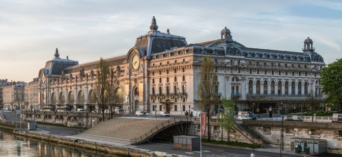 Musee d'Orsay, North-West view, Paris 7e