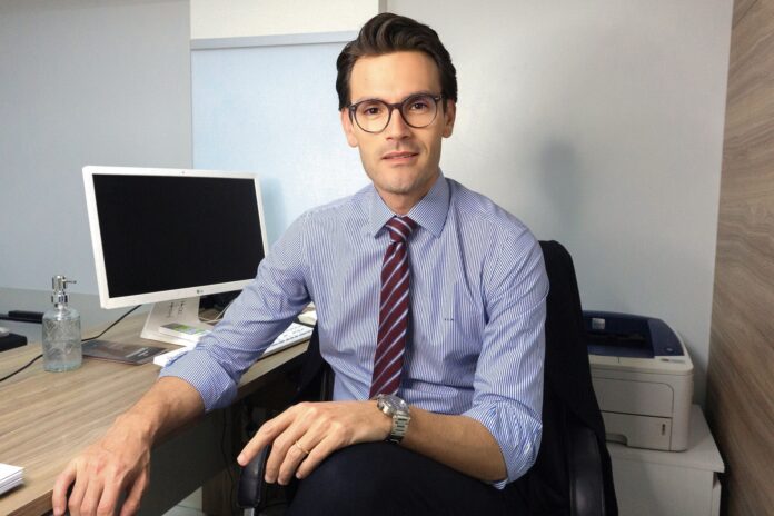 Nelson Cathcart Jr. é médico gastroenterologista. crédito Marina Kremer