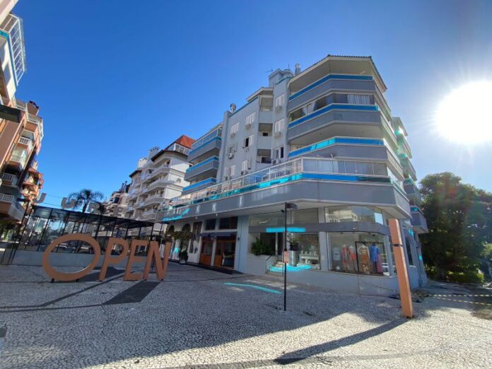 Cobertura em Jurerê Internacional vai a leilao