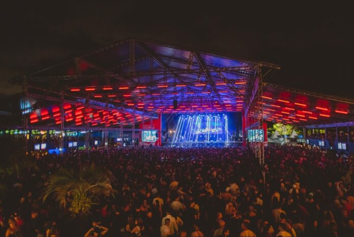STAGE