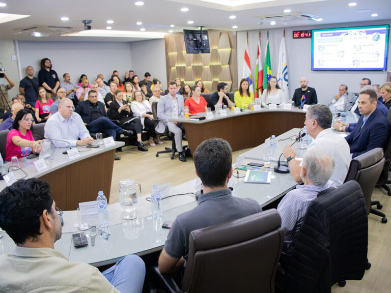 Ciclo de diálogos com candidatos à Prefeitura e Câmara da Capital na ACIF é concluído