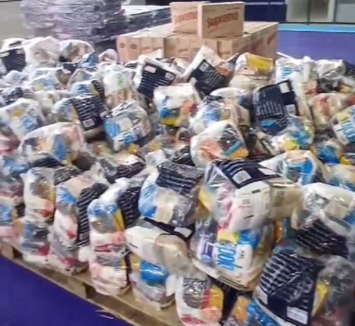 Grupo Koch doou 70 toneladas de mantimentos para Camboriú, Biguaçu, Governador Celso Ramos,Tijucas e Itapema
