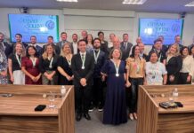 Sessão Solene homenageia profissionais da saúde com a Medalha Maria Solange Amorim